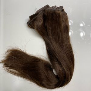 Luxy hair clip in extensions